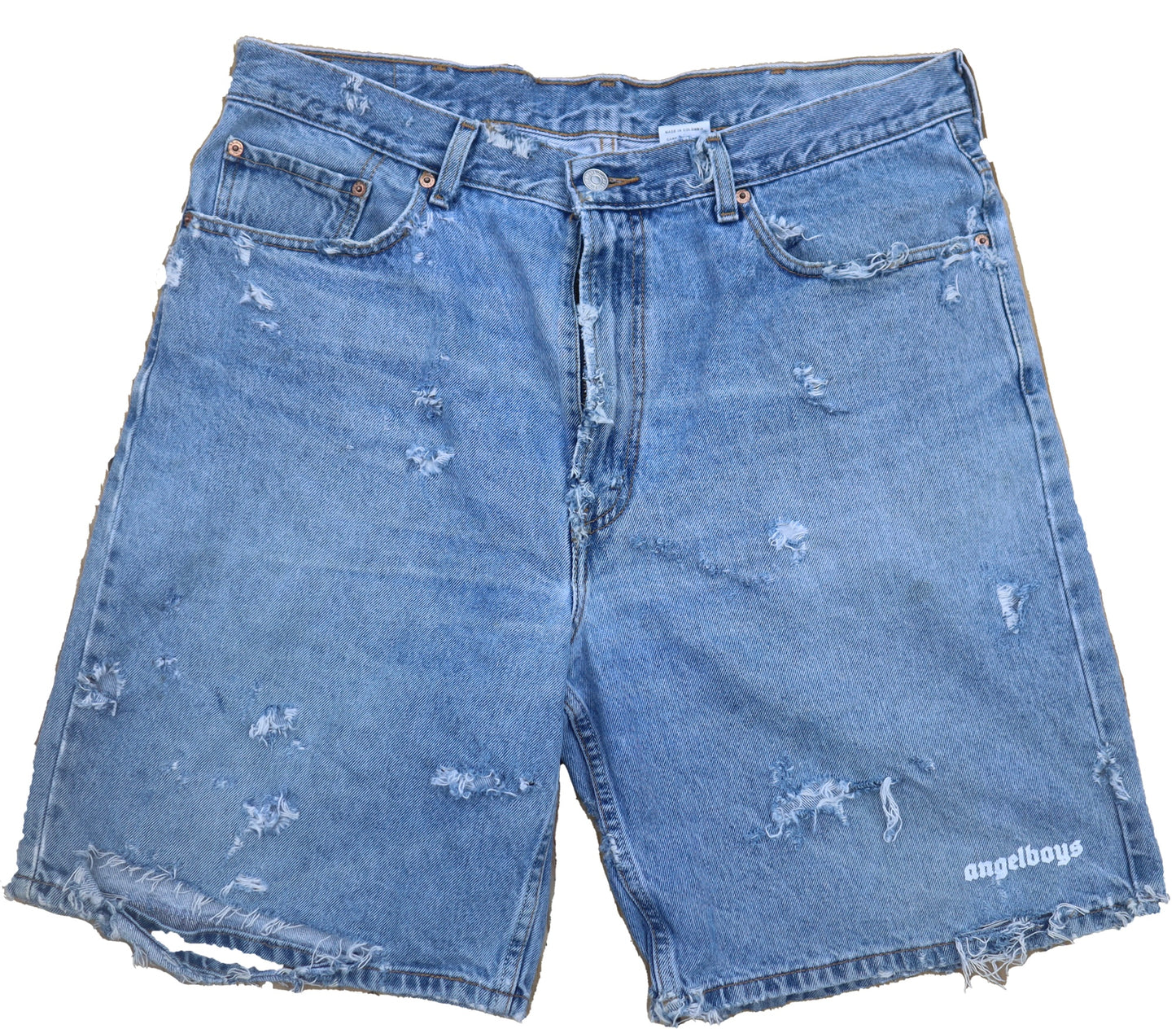 DESTROYED DENIM SHORT