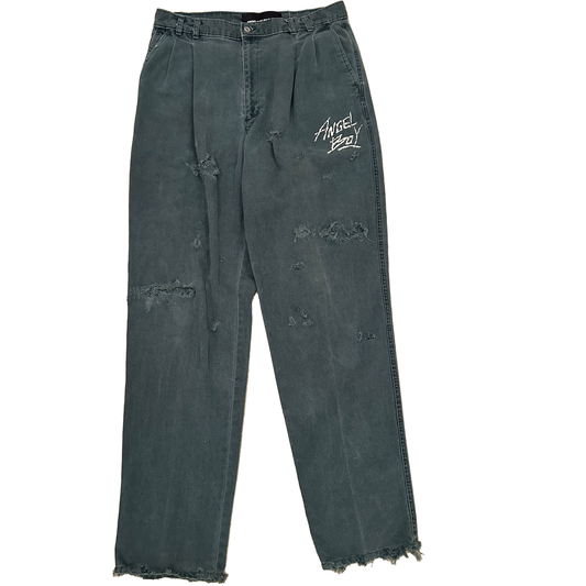 DISTRESSED A PANT